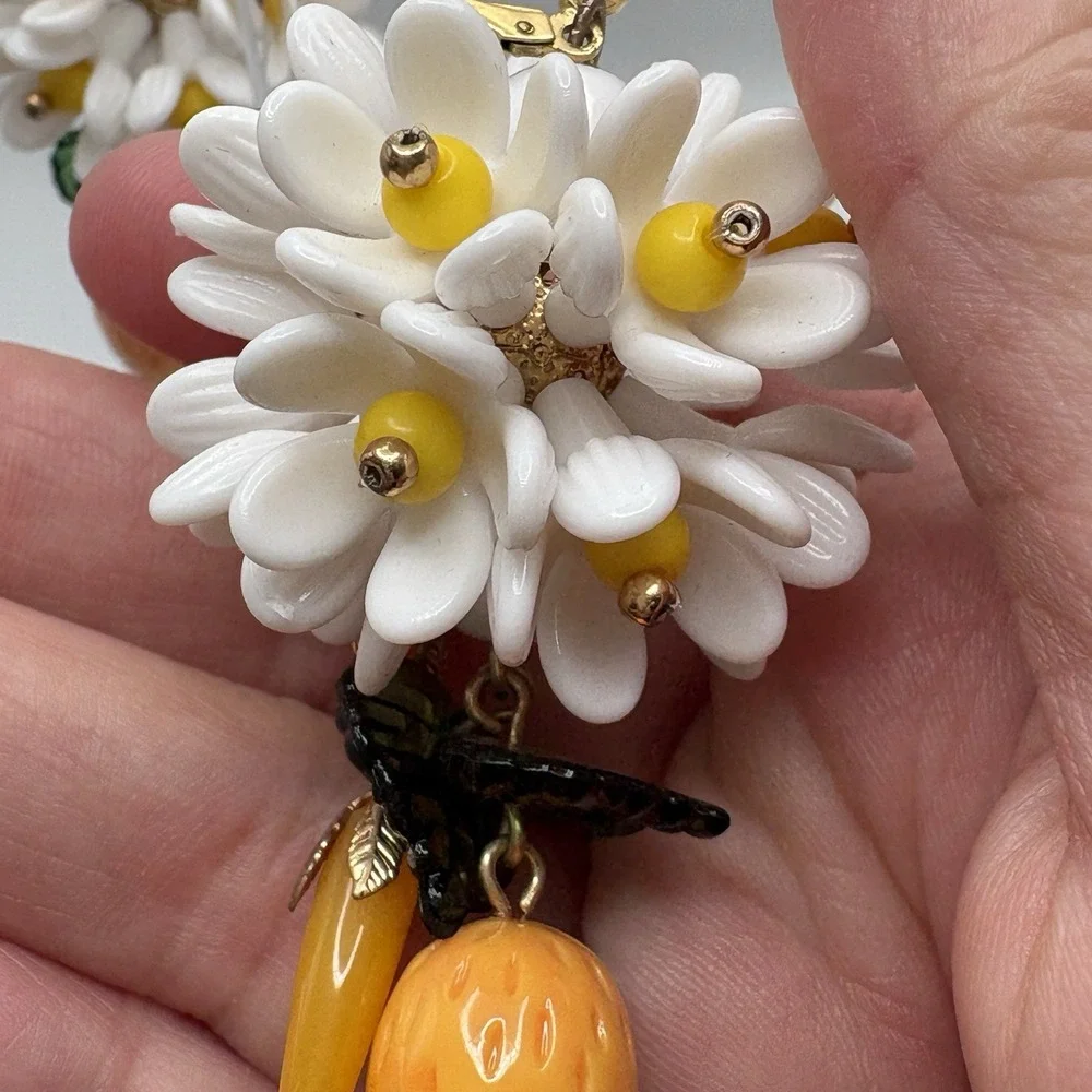 Daisy Flower Ball Earrings Lemon Dangle Cheery Summer Upgraded Trifari Findings
